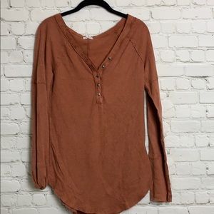 Mel rose and market thermal top